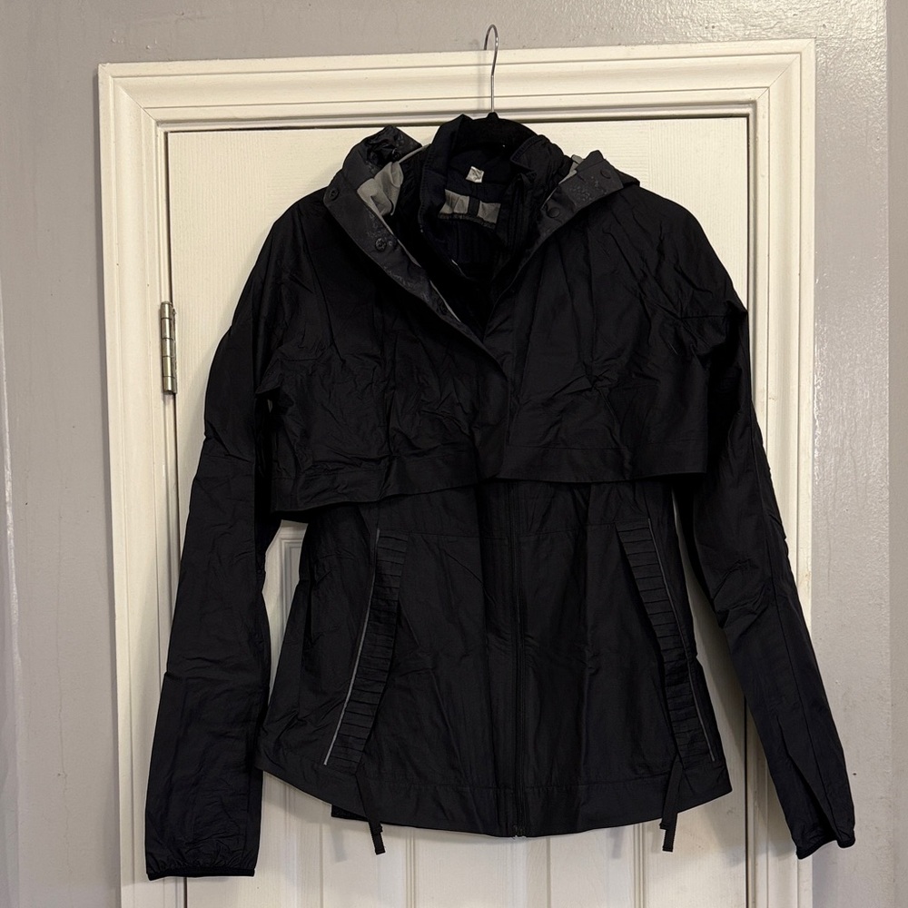 Lululemon Athletica Black Jacket/Vest with removable hood & sleeves